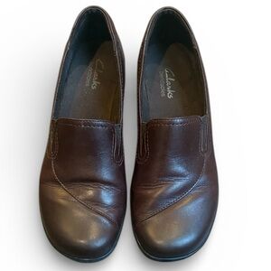 Clarks Womens May Poppy Loafer Women’s 8 Brown Leather Wedge Heel